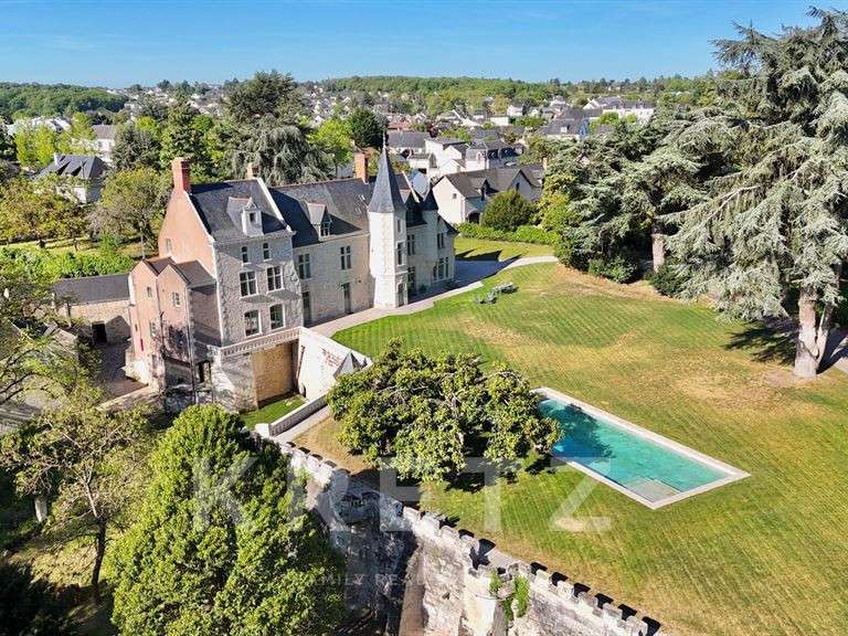 Château Saumur - 5 chambres - 415m²