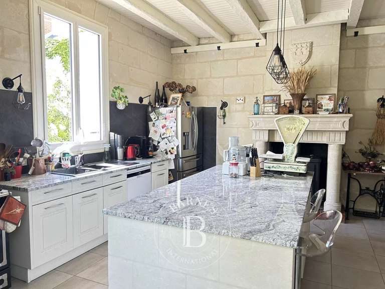 Maison Saumur - 5 chambres - 532m²