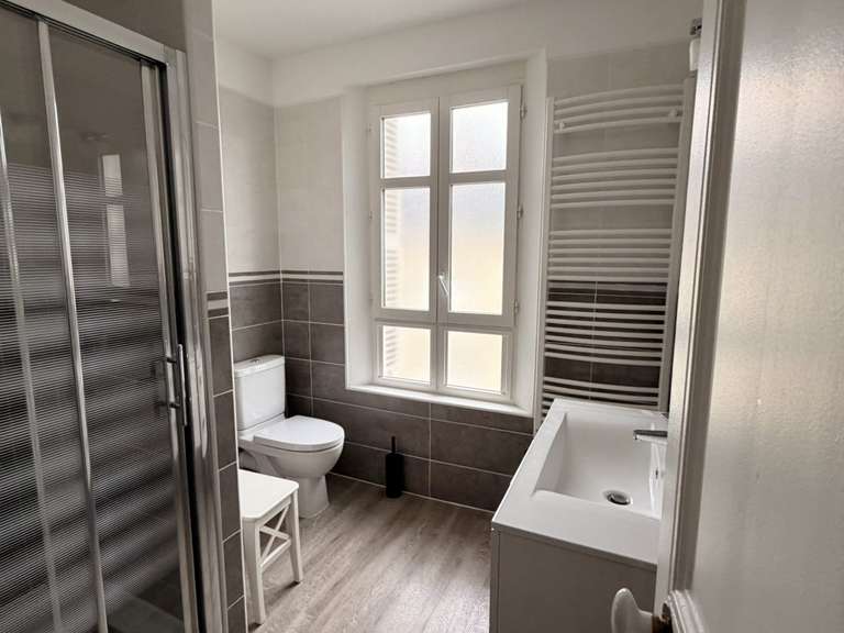 House Saumur - 8 bedrooms - 346m²