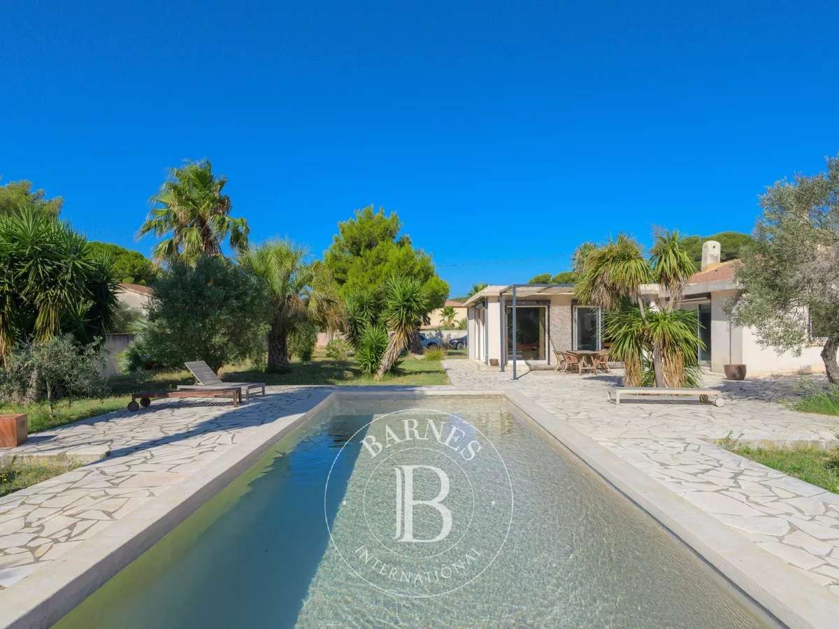 Villa Sausset-les-Pins