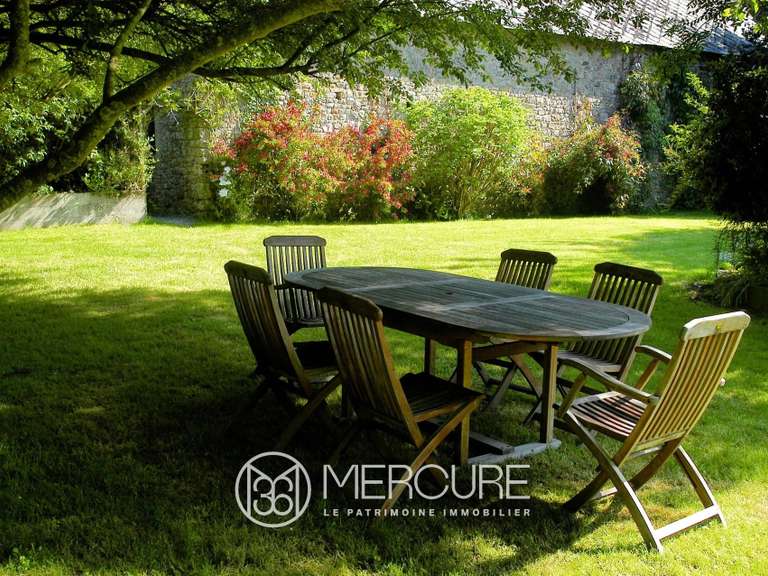 Maison Saussey - 2 chambres - 600m²