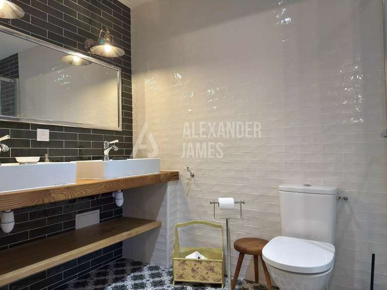 Maison Saussignac - 7 chambres - 274m²