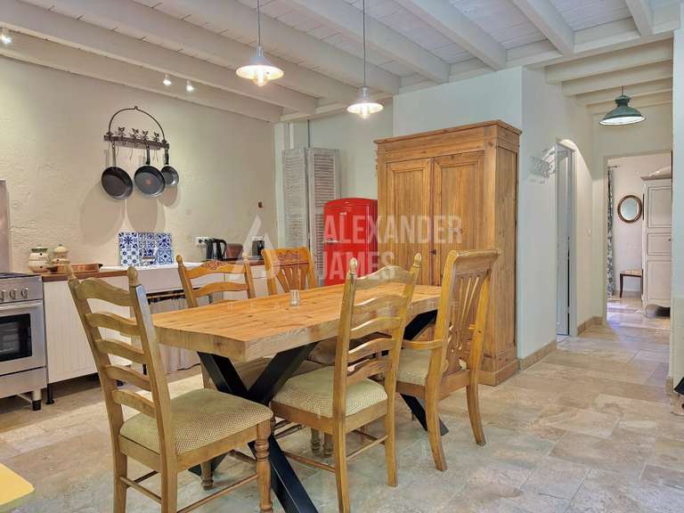Maison Saussignac - 7 chambres - 274m²
