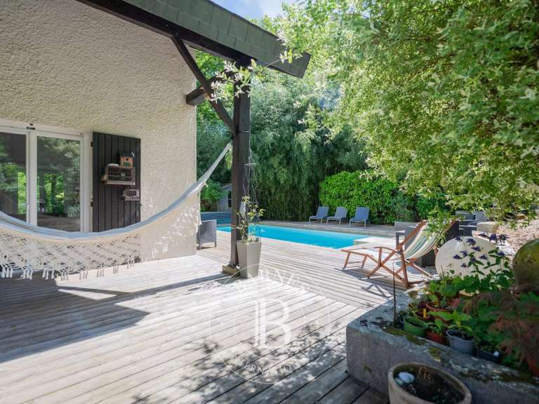 Maison Sautron - 5 chambres - 264m²