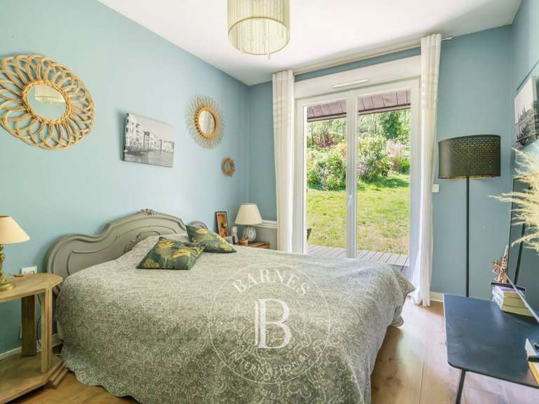 Maison Sautron - 5 chambres - 264m²