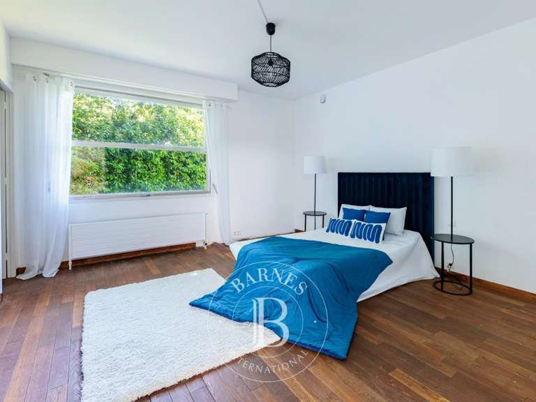 Maison Sautron - 5 chambres - 320m²