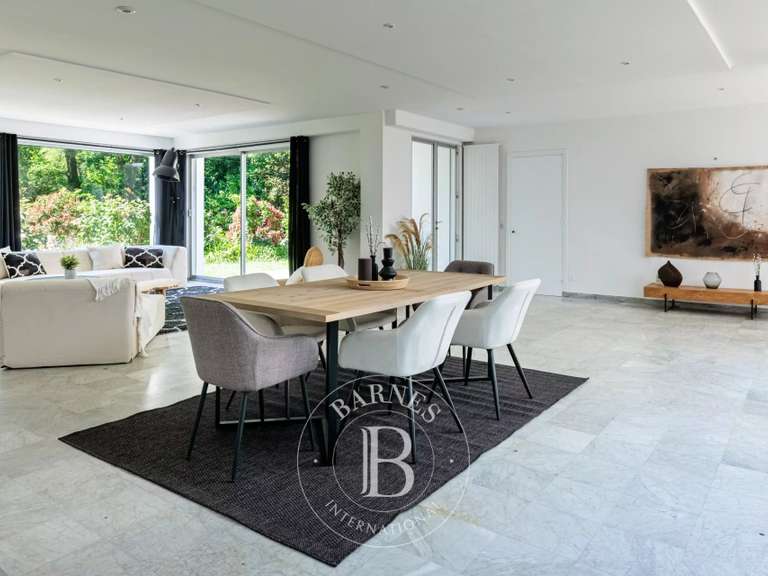 Maison Sautron - 5 chambres - 320m²