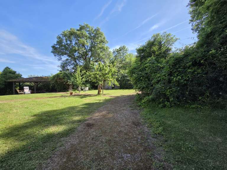Maison Sauvagnas - 6 chambres - 400m²