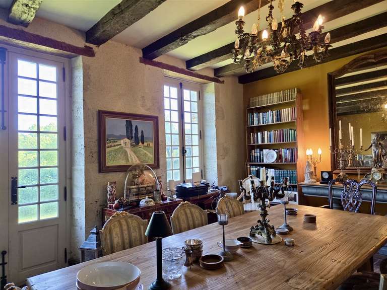 Maison Sauvagnas - 6 chambres - 400m²