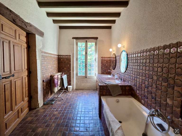 Maison Sauvagnas - 6 chambres - 400m²
