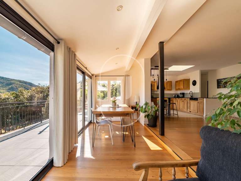 Propriété Sauve - 4 chambres - 148m²