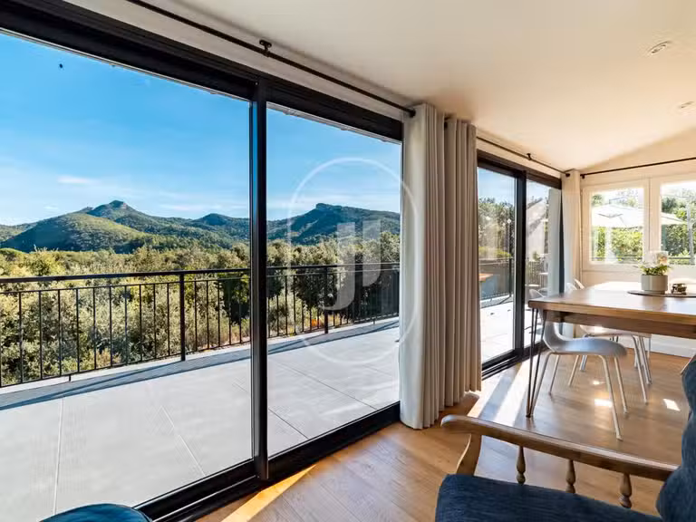 Propriété Sauve - 4 chambres - 148m²