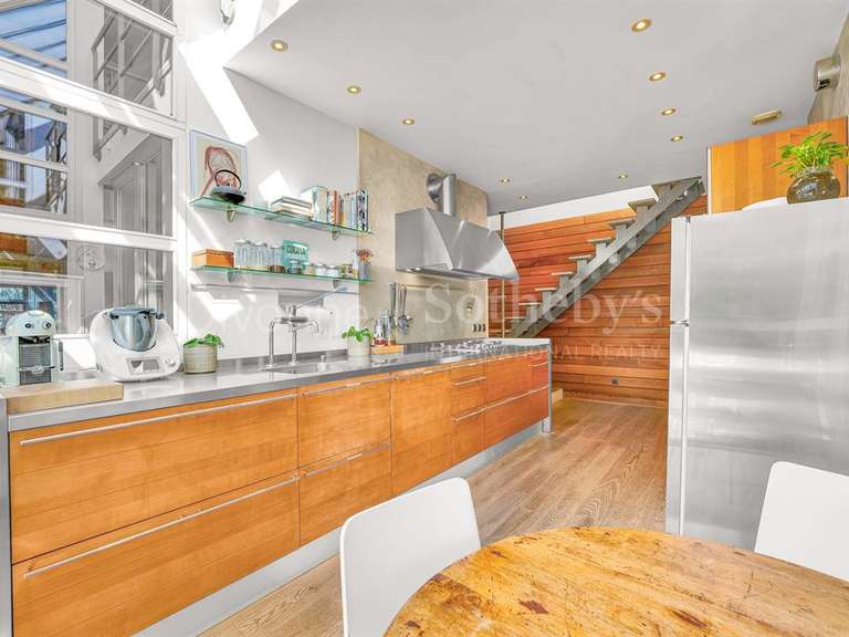 Maison Sauverny - 4 chambres - 220m²