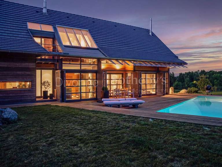 Maison Sauverny - 4 chambres - 220m²