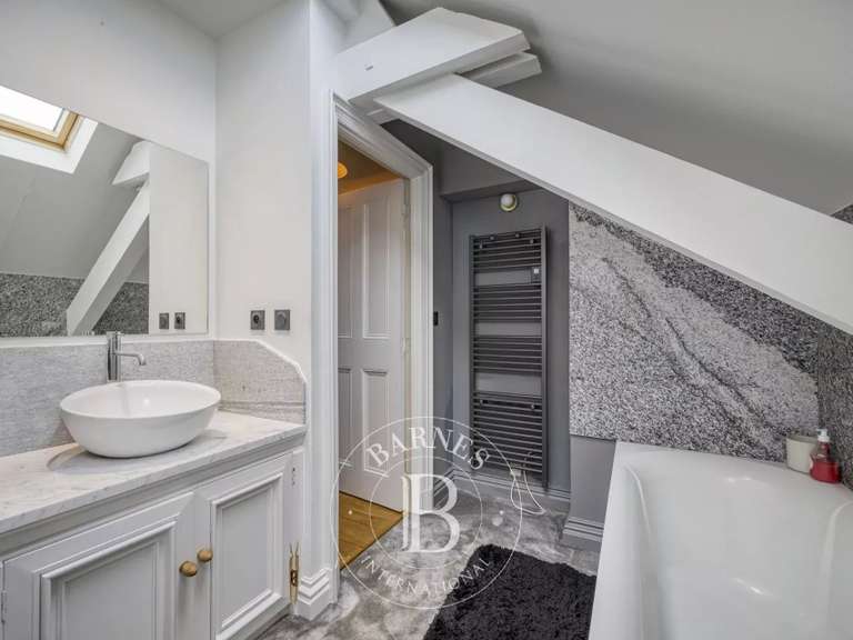 Villa Sauverny - 5 chambres - 320m²