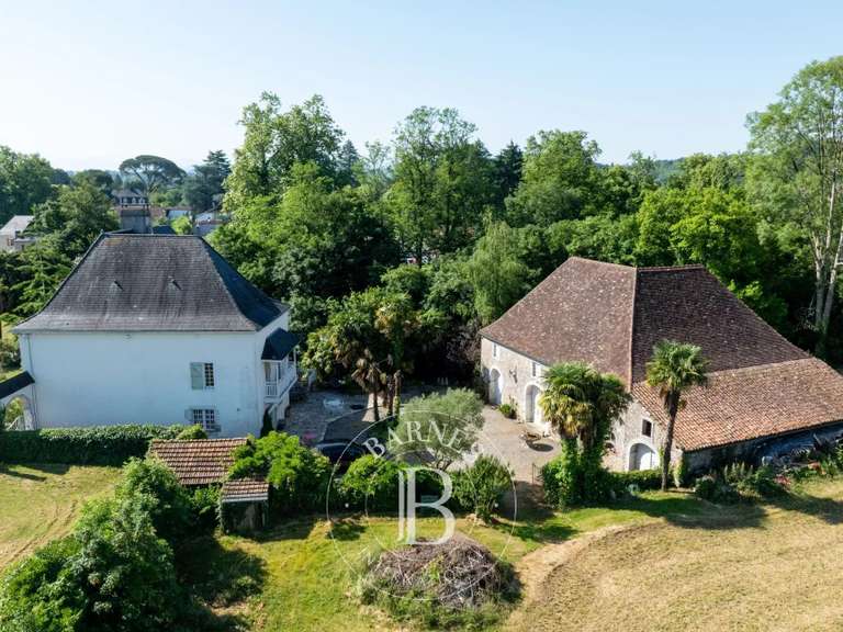 Maison Sauveterre-de-Béarn - 11 chambres - 408m²