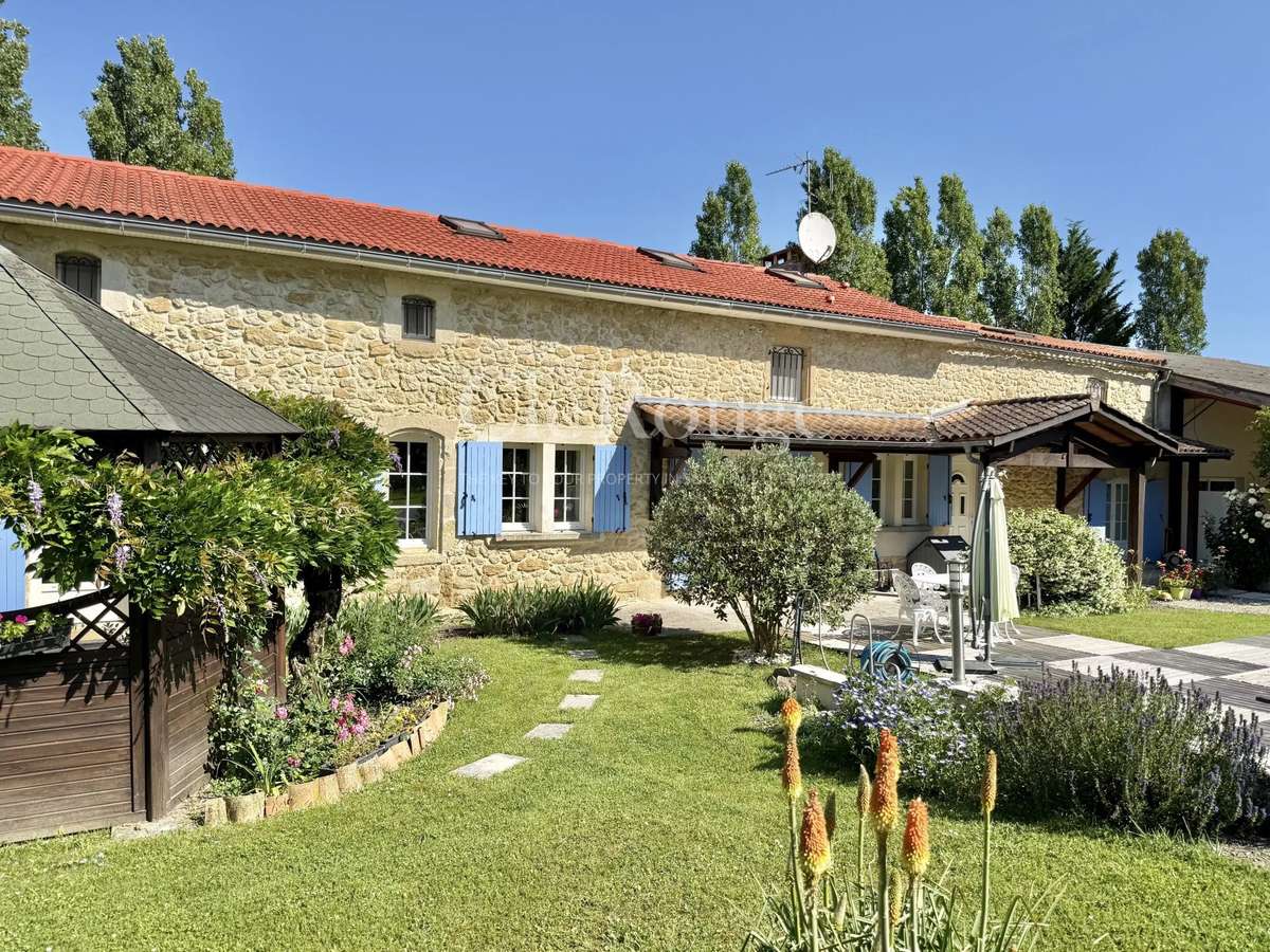 House Sauveterre-de-Guyenne