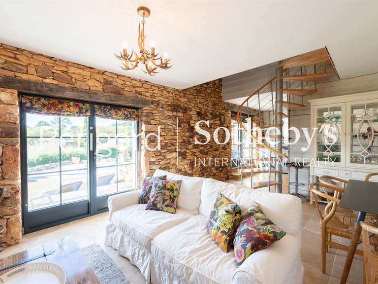 Maison Sauveterre-la-Lémance - 6 chambres - 320m²