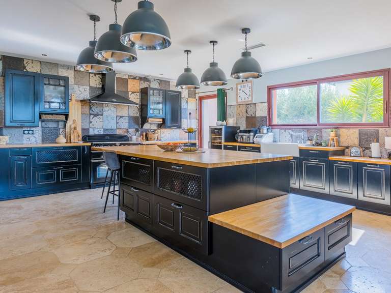 Propriété Sauvian - 4 chambres - 231m²
