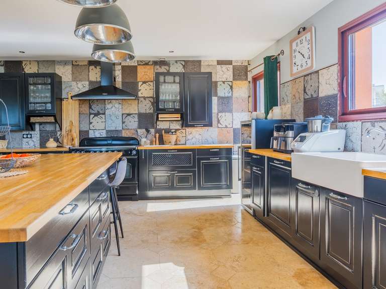 Propriété Sauvian - 4 chambres - 231m²