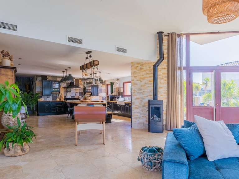 Propriété Sauvian - 4 chambres - 231m²