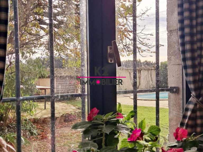 Maison Sauzet - 9 chambres - 486m²