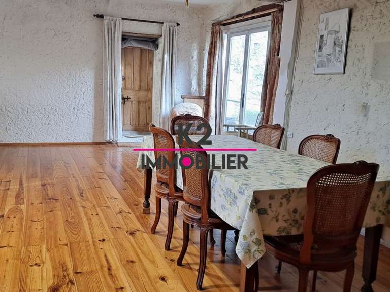 Maison Sauzet - 9 chambres - 486m²