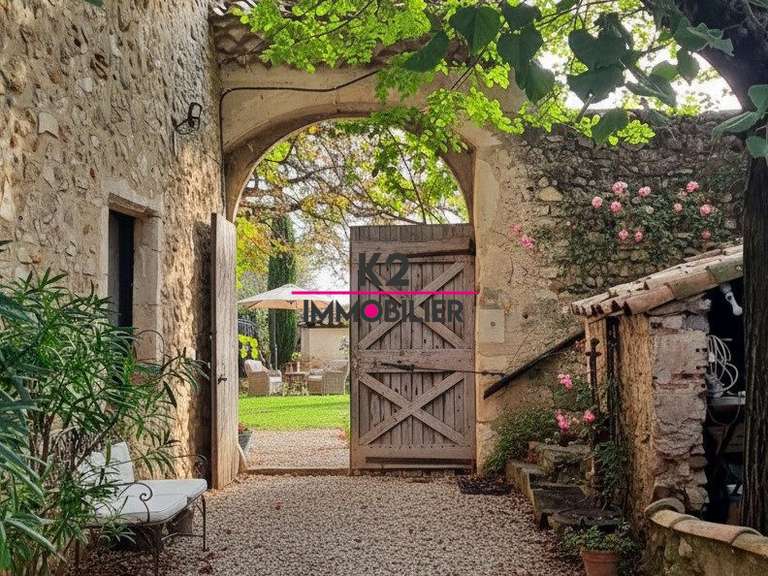 Maison Sauzet - 9 chambres - 486m²