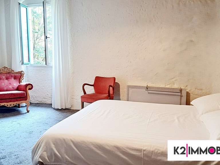 House Sauzet - 9 bedrooms - 486m²