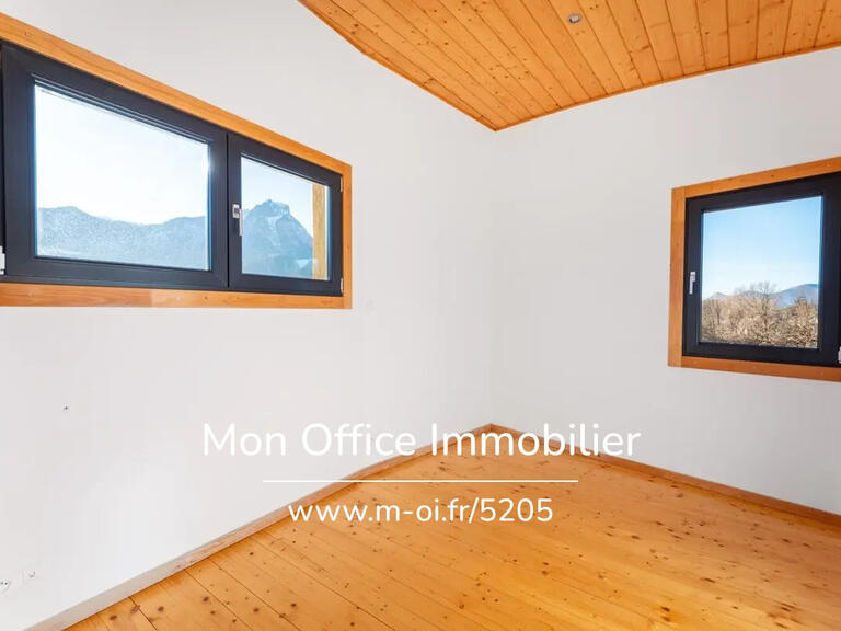 Villa Savines-le-Lac - 3 bedrooms - 146m²
