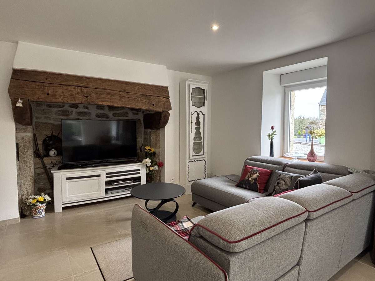 Bien atypique Scaër