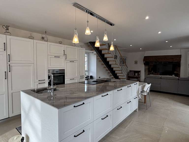 Bien atypique Scaër - 7 chambres - 360m²