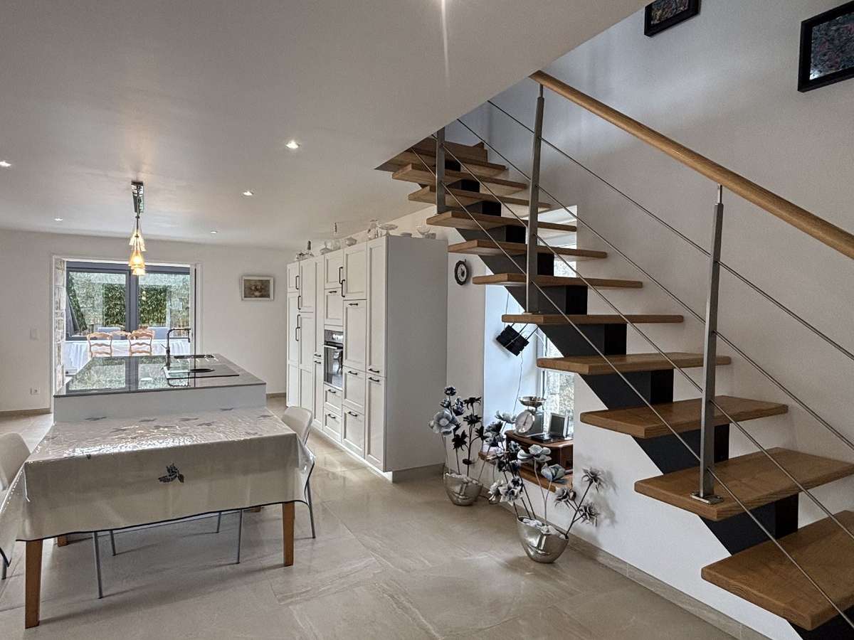 Bien atypique Scaër