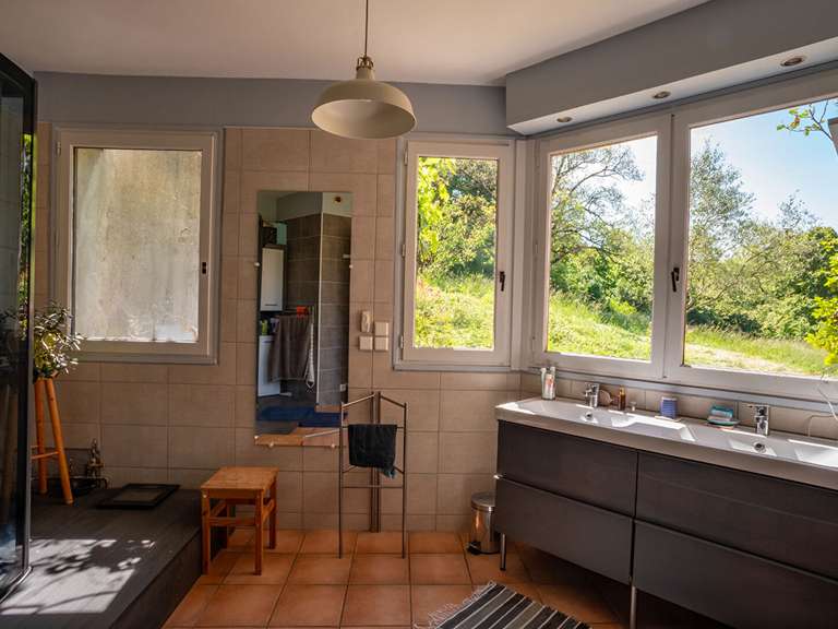 Maison Sceautres - 4 chambres - 169m²