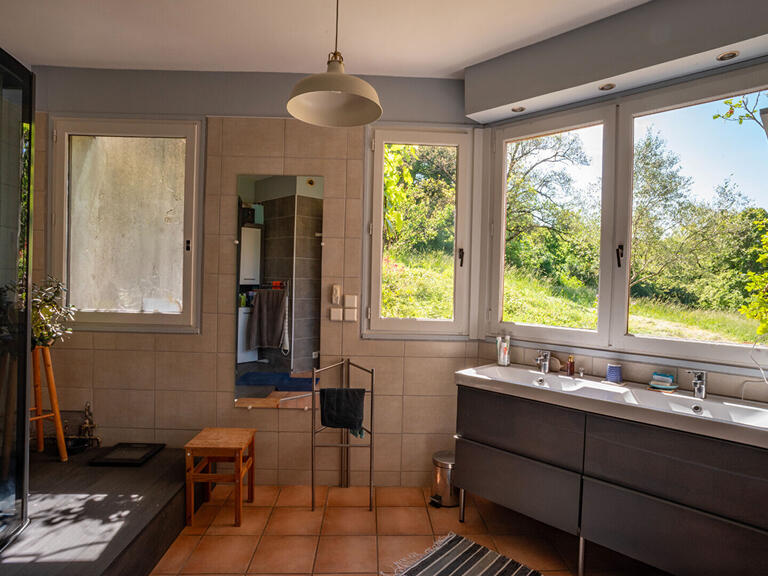 Maison Sceautres - 4 chambres - 169m²