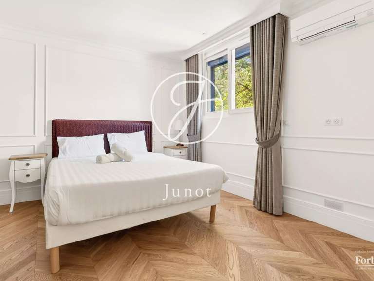 Maison Sceaux - 9 chambres - 583m²