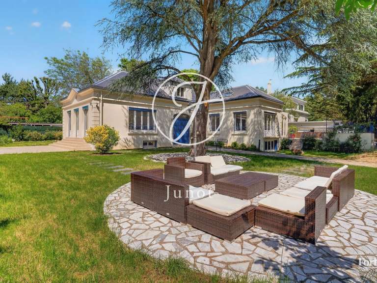 Maison Sceaux - 9 chambres - 583m²