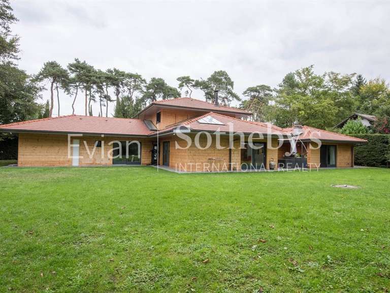 House Sciez - 6 bedrooms - 354m²