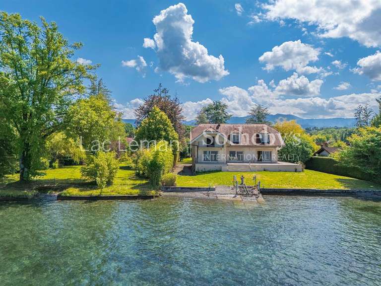 Maison Sciez - 6 chambres - 522m²