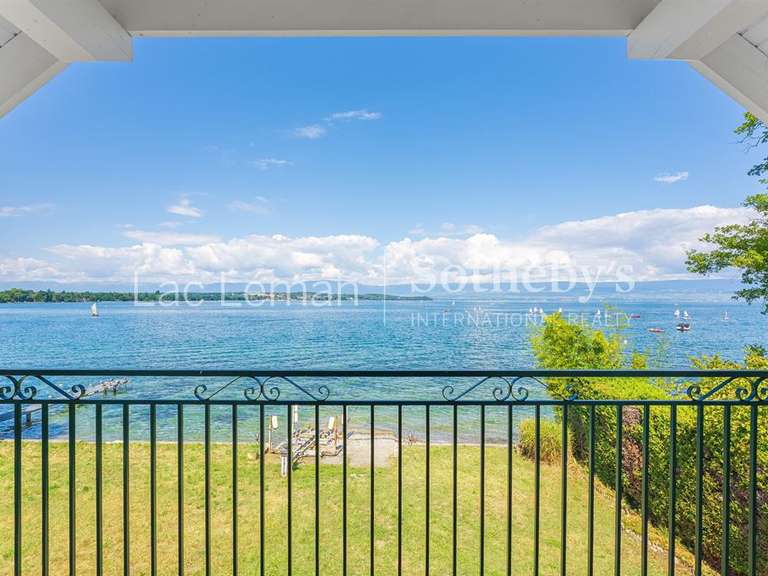 Maison Sciez - 6 chambres - 522m²