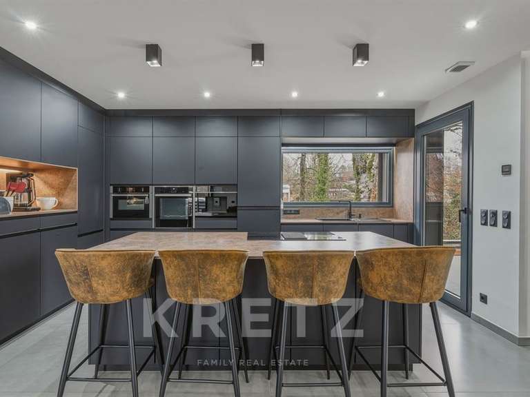 Maison Sciez - 4 chambres - 250m²