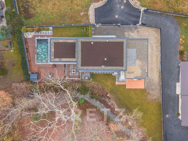 Maison Sciez - 4 chambres - 250m²