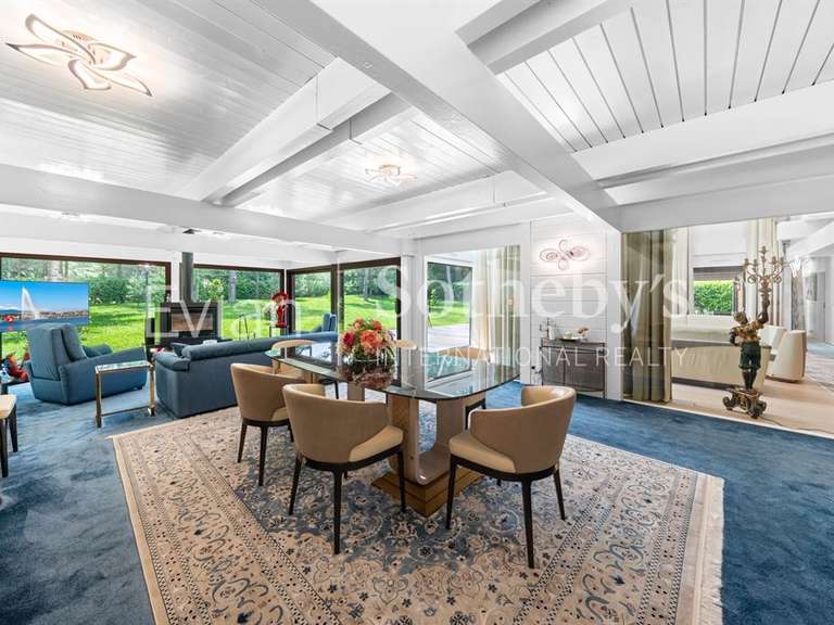 Maison Sciez - 5 chambres - 448m²