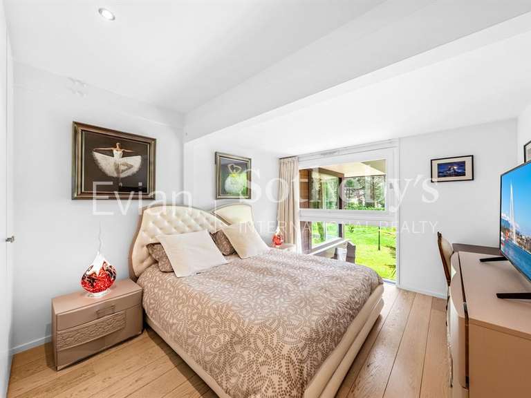 Maison Sciez - 5 chambres - 448m²