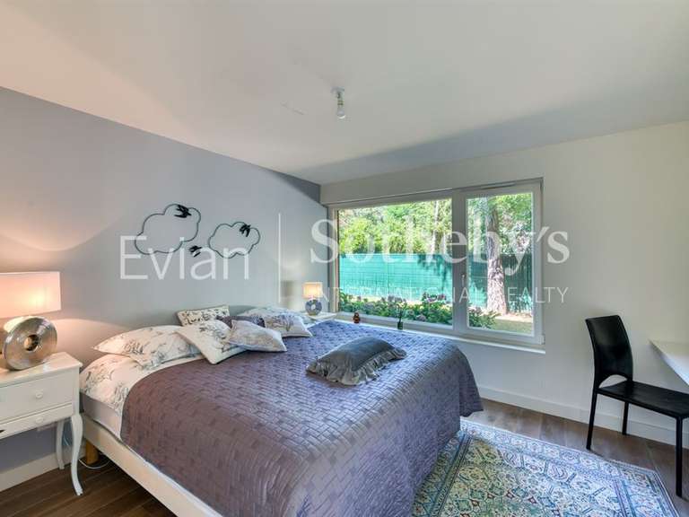 Maison Sciez - 6 chambres - 340m²