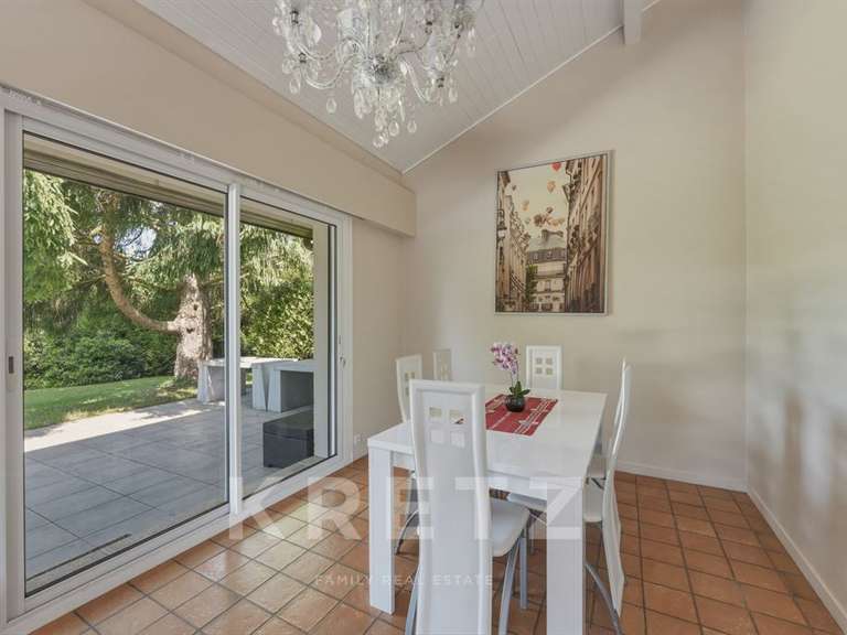 Maison Sciez - 7 chambres - 300m²