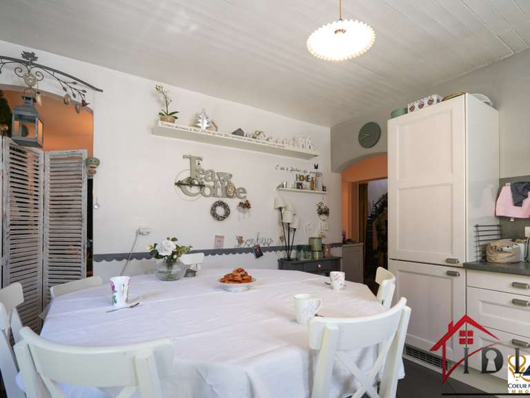 Maison Scionzier - 6 chambres - 196m²