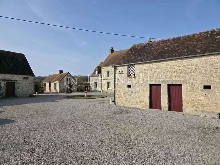 Manor Sées - 3 bedrooms - 250m²
