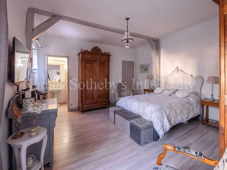 Maison Segré-en-Anjou-Bleu - 4 chambres - 228m²