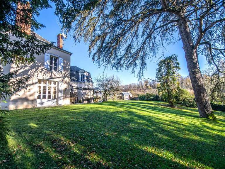 Maison Segré-en-Anjou-Bleu - 4 chambres - 228m²